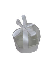 cutie tip inima cu capac transparent alb dimensiuni 11,5x12,5x11,5